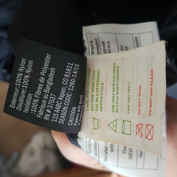 Obermeyer black snow pants, ski snowboard pants, women's size 6 - Picture 12 of 12